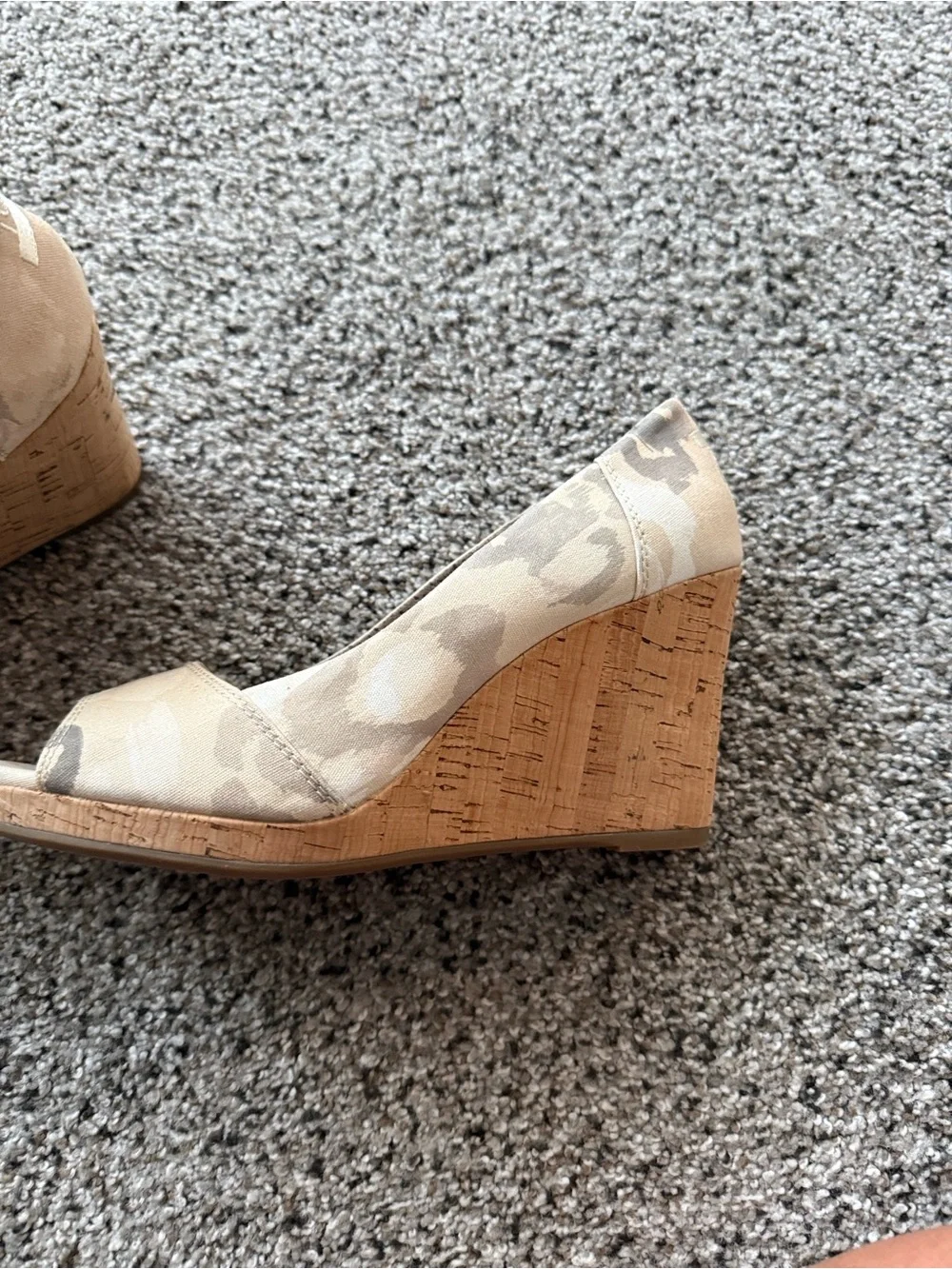 TOMS Beige Camouflage Peep-Toe Wedge Pumps